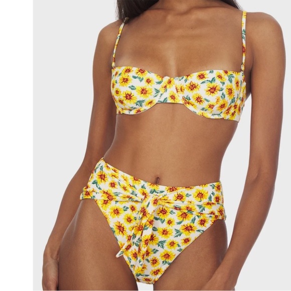 WeWoreWhat NWT Sunflower Bikini Set size M top and S bottom - Picture 3 of 5